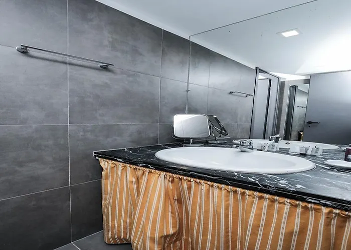 Ancient Trastevere Vespa Loft Apartment Rom